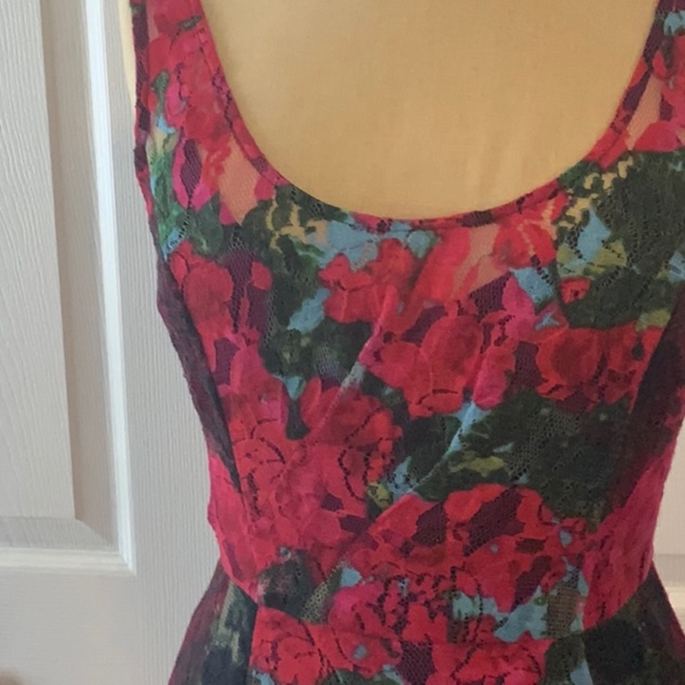Tracy Reese Red and Black Floral Midi Dress - Picture 4 of 16